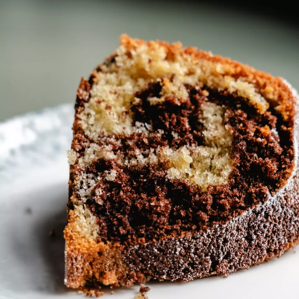 Selbstgemachter Marmorkuchen im Stadtparkcafe